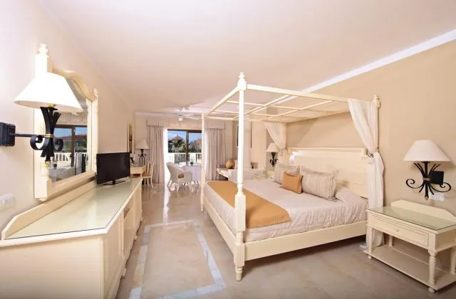 Luxury Bahia Principe Ambar Punta Cana chambre adultes